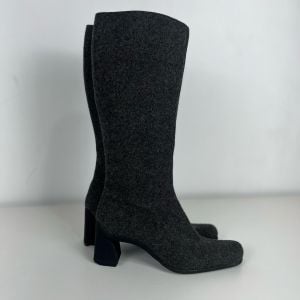 bota prada original 143035582?action_source=73496&ref=home_home&rsp=1&rspix=1