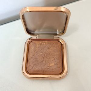 bronzer silky glow 02 kiko milano 153062421?action_source=77486&ref=home_home&rsp=1&rspix=1