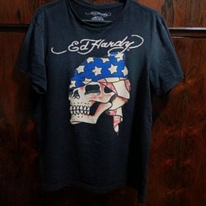 camiseta ed hardy a rebel s rest azul marinho g 143158905?action_source=72701&ref=home_home&rsp=1&rspix=1