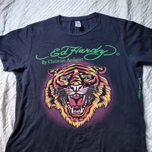 camiseta ed hardy preta g 144149301?action_source=72701&ref=home_home&rsp=1&rspix=1