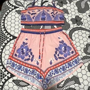 conjunto tucano em flor farm 134921554?action_source=64649&ref=home_home&rsp=1&rspix=1