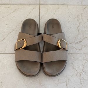chinelo zara camurca bege 39 146976062?action_source=77221&ref=home_home&rsp=1&rspix=1