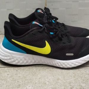 tenis nike evolution 122948072?action_source=76398&ref=home_home&rsp=1&rspix=1