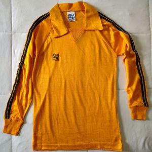 camisa de futebol antiga infantil 118102363?action_source=66496&ref=home_home&rsp=1&rspix=1