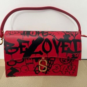 bolsa schutz grafite vermelha 145718542?action_source=67222&ref=home_home&rsp=1&rspix=1