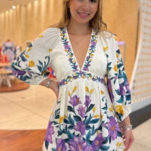 vestido curto floral sicilia farm 139677106?action_source=31319&ref=home_home&rsp=1&rspix=1