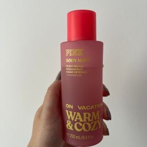 body splash pink warm amp cozy 250ml 149164199?action_source=76403&ref=home_home&rsp=1&rspix=1