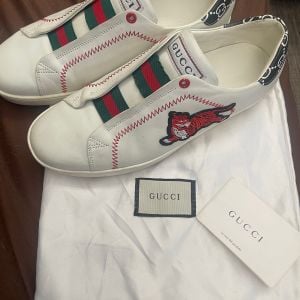 tenis gucci masculino 42 branco super novo 136195502?action_source=31946&ref=home_home&rsp=1&rspix=1