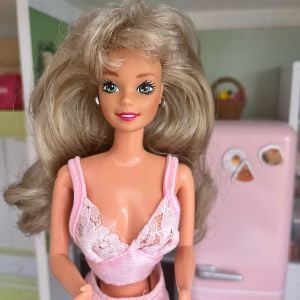 barbie estrela charme de lingerie 142636980?action_source=72107&ref=home_home&rsp=1&rspix=1
