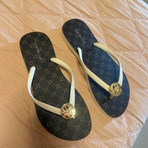 chinelo luz da lua 37 150116016?action_source=72470&ref=home_home&rsp=1&rspix=1