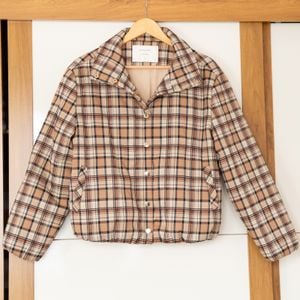 missinclof e riachuelo jaqueta bomber xadrez marrom caramelo 143273729?action_source=72470&ref=home_home&rsp=1&rspix=1