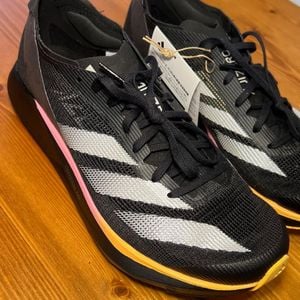 tenis adidas adizero takumi sen 10 preto carbono 36br novo 100 original com nf de compra do japao 149559560?action_source=76035&ref=home_home&rsp=1&rspix=1