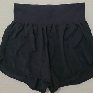 shorts track amp field cintura alta preto m 153113030?action_source=77518&ref=home_home&rsp=1&rspix=1