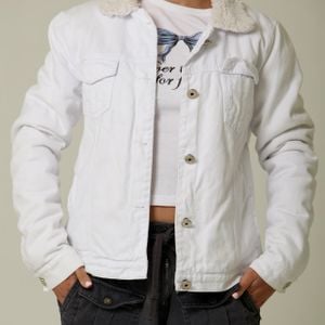 jaqueta off white com forro de pelo pkd concept 107302221?action_source=71711&ref=home_home&rsp=1&rspix=1