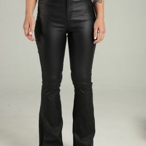 calca flare preta handbook 106525150?action_source=68872&ref=home_home&rsp=1&rspix=1