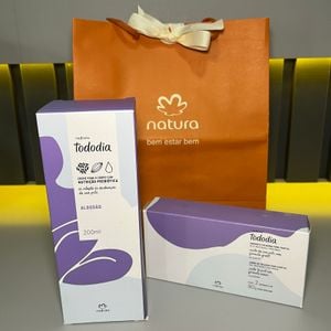 presente kit natura todo dia hidratante para o corpo algodao sabonete em barra algodao 132562414?action_source=74384&ref=home_home&rsp=1&rspix=1