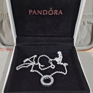 lindissimo colar pandora circulo 130517105?action_source=67326&ref=home_home&rsp=1&rspix=1