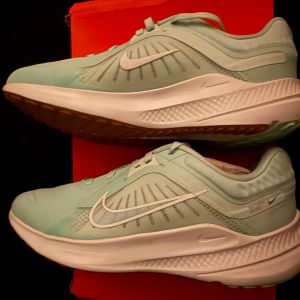 nike quest 5 125833648?action_source=31946&ref=home_home&rsp=1&rspix=1