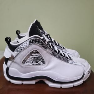 fila grant hill 2 127834865?action_source=76398&ref=home_home&rsp=1&rspix=1