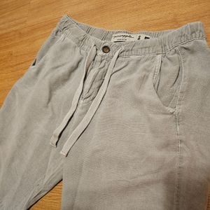 bermuda masculina pineapple cinza 38 146138582?action_source=67324&ref=home_home&rsp=1&rspix=1