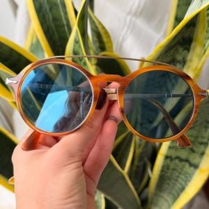 oculos de sol persol marrom 147253338?action_source=72470&ref=home_home&rsp=1&rspix=1