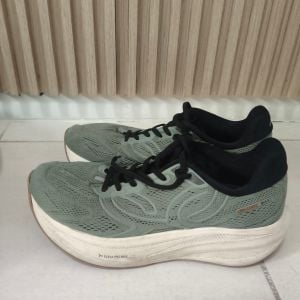 tenis olimpicos corre max verde 152664104?action_source=76398&ref=home_home&rsp=1&rspix=1