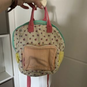 mochila infantil de lona 133280078?action_source=66794&ref=home_home&rsp=1&rspix=1