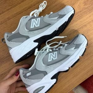 tenis new balance 530 cinza 147031559?action_source=72470&ref=home_home&rsp=1&rspix=1
