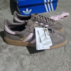 tenis adidas handball spezial 36 149199000?action_source=76398&ref=home_home&rsp=1&rspix=1
