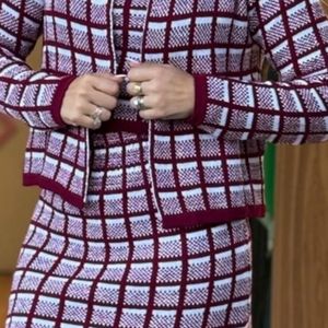 conjunto tricot cardigan saia p 139345911?action_source=70522&ref=home_home&rsp=1&rspix=1