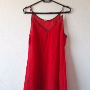 vestido farm seda vermelho 140758859?action_source=67222&ref=home_home&rsp=1&rspix=1