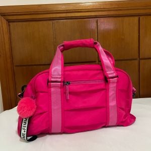 bolsa de academia rosa pink 145825173?action_source=75018&ref=home_home&rsp=1&rspix=1