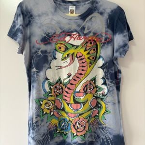 camiseta ed hardy vintage original 141005105?action_source=72140&ref=home_home&rsp=1&rspix=1