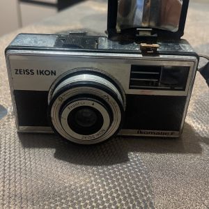 Zeiss Ikon | enjoei