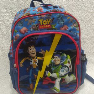 mochila toy story 116106883?action_source=66794&ref=home_home&rsp=1&rspix=1