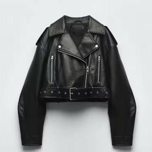 jaqueta biker preta couro sintetico p 141281664?action_source=70522&ref=home_home&rsp=1&rspix=1