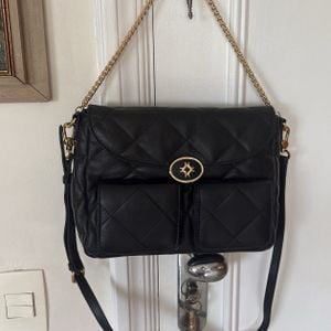 bolsa luz da lua satchel media preta 150941764?action_source=76035&ref=home_home&rsp=1&rspix=1