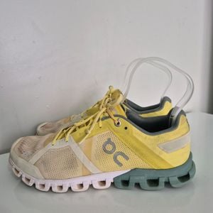 tenis on running amarelo 40 141557549?action_source=31946&ref=home_home&rsp=1&rspix=1