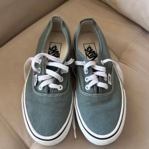 tenis vans authentic verde 36 149160058?action_source=76398&ref=home_home&rsp=1&rspix=1
