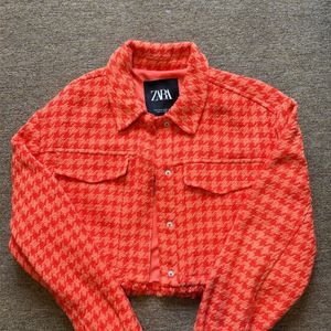 jaqueta zara tweed laranja p 148868603?action_source=75473&ref=home_home&rsp=1&rspix=1