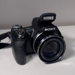 camera digital sony cyber shot dsc hx1 zoom optico de 20x 143640689?action_source=73097&ref=home_home&rsp=1&rspix=1