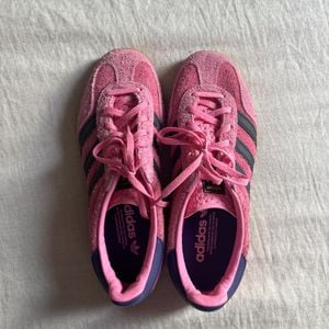 adidas gazelle silver green womens adidas Gazelle Indoor Grade School Lifestyle Shoes Sandy Pink Cloud White  Gu JP8763 – Shoe Palace main image 1