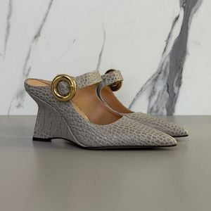 scarpin mule salto anabela cinza 153086239?action_source=77487&ref=home_home&rsp=1&rspix=1