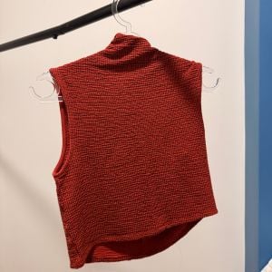 blusa cropped stradivarius gola alta 147895517?action_source=74549&ref=home_home&rsp=1&rspix=1