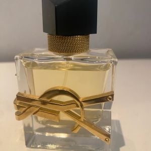 libre parfum 30ml 130666294?action_source=66827&ref=home_home&rsp=1&rspix=1