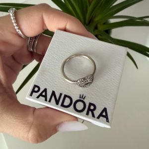 anel pandora coracao prata 142534861?action_source=67326&ref=home_home&rsp=1&rspix=1