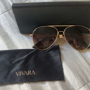 oculos de sol vivara aviador dourado 149192470?action_source=67326&ref=home_home&rsp=1&rspix=1