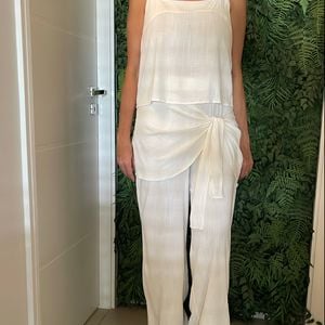 conjunto calca e blusa a teen 133105569?action_source=68477&ref=home_home&rsp=1&rspix=1