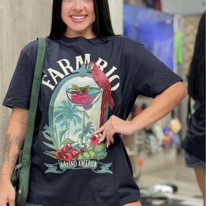 tshirt farm latino america preta 141149822?action_source=67222&ref=home_home&rsp=1&rspix=1