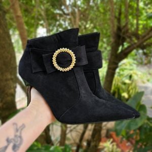 ankle boot preta camurca 143133439?action_source=73163&ref=home_home&rsp=1&rspix=1